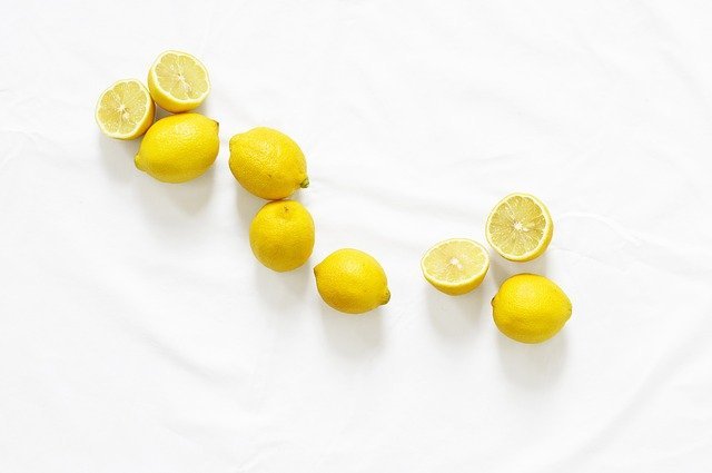 lemons-g388680a57_640.jpg